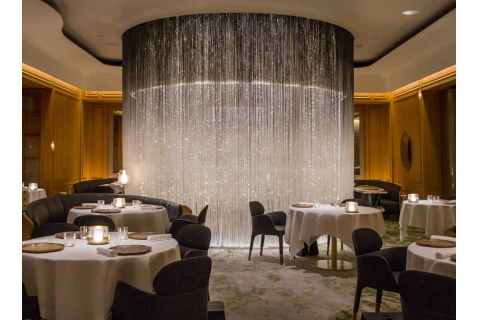 做餐飲怎樣才能選好餐廳家具?開餐廳買餐飲餐桌椅需要注意什么？