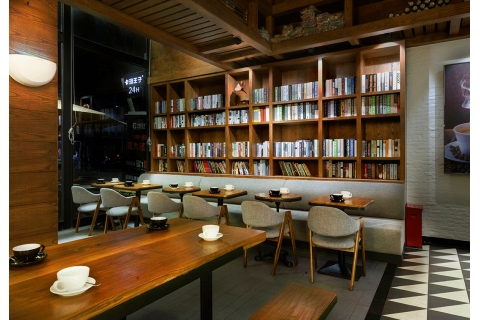 在選擇餐廳家具中的咖啡廳桌椅時(shí)應(yīng)注意那些？