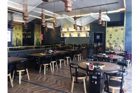 海底撈環(huán)保碳無煙火鍋?zhàn)滥睦锒ㄖ频?><div><h3>海底撈環(huán)保碳無煙火鍋?zhàn)滥睦锒ㄖ频?/h3><p>想買海底撈環(huán)保碳無煙火鍋?zhàn)?，可以找專業(yè)的無煙火鍋?zhàn)蓝ㄖ茝S家。 無煙火鍋?zhàn)蓝ㄖ茝S家定制有很多優(yōu)勢，可自訂顏色，可根據(jù)圖片或者是設(shè)定的顏色紋理定制，工廠展廳內(nèi)設(shè)大型色板...</p><p>2020-10-19</p></div></a></li><li><a href=