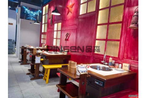 工廠直銷無煙火鍋?zhàn)罒咀涝趺礃?？找火鍋?zhàn)酪紊a(chǎn)廠家購買有什么優(yōu)勢？