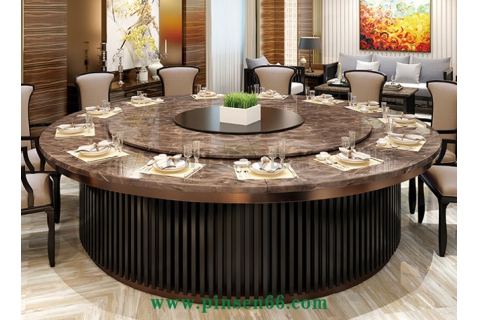 電動(dòng)火鍋?zhàn)酪慰ㄗ喿鲂枰⒁馐裁?><div><h3>電動(dòng)火鍋?zhàn)酪慰ㄗ喿鲂枰⒁馐裁?/h3><p>電動(dòng)火鍋?zhàn)酪蔚男螤畲笾驴煞譃椋簣A形電動(dòng)火鍋?zhàn)酪巍㈤L(zhǎng)方形電動(dòng)火鍋?zhàn)酪?、橢圓形電動(dòng)火鍋?zhàn)酪?。電?dòng)火鍋?zhàn)酪魏碗妱?dòng)飯桌的工作原理，即電動(dòng)飯桌的轉(zhuǎn)盤由電機(jī)旋轉(zhuǎn)。使用時(shí)，轉(zhuǎn)盤...</p><p>2020-10-07</p></div></a></li>
        </ul>
    </div>
    <div   class=