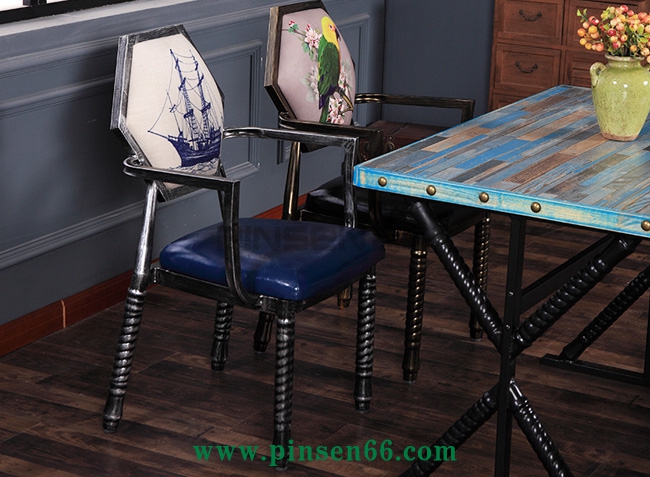 復古工業(yè)風餐椅