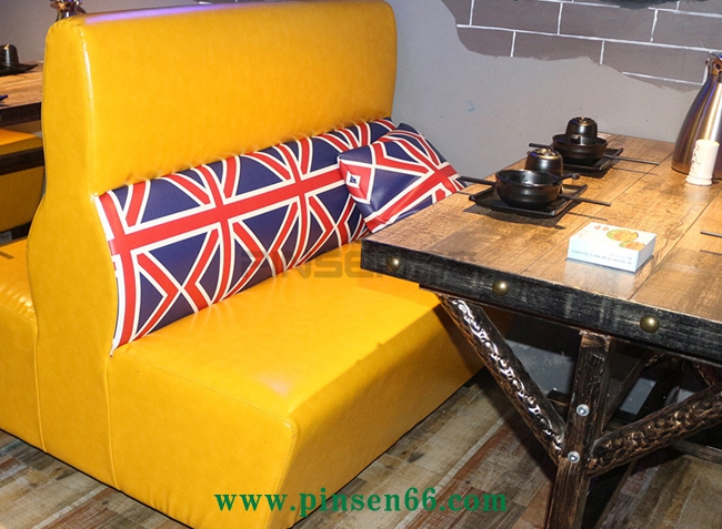 復(fù)古工業(yè)風(fēng)桌椅 復(fù)古工業(yè)風(fēng)桌椅