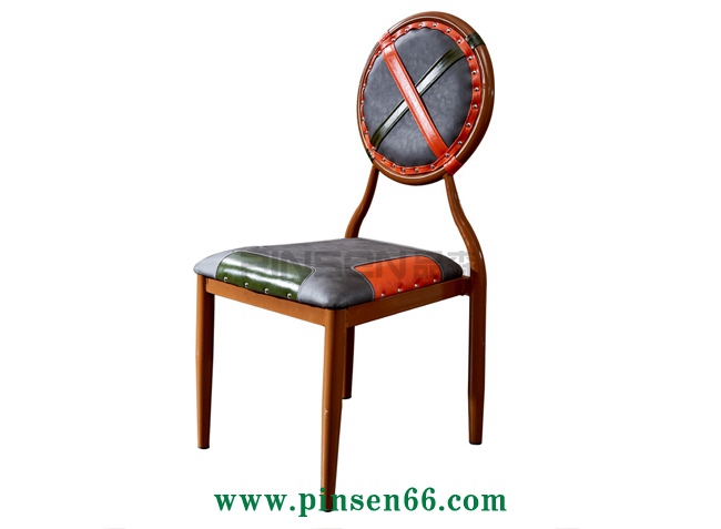 工業(yè)風(fēng)火鍋?zhàn)酪? src=